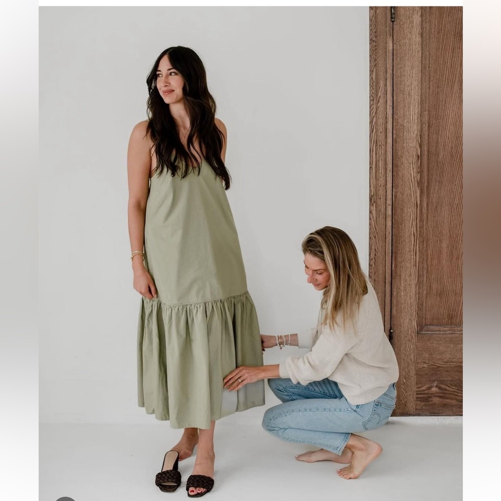 One Wednesday Boutique The Everywhere Green Halter Tiered Midi Sundress - Picture 4 of 11